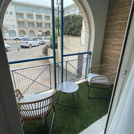 Le Bel Iris - Acces Direct Plage Apartman Châtelaillon-Plage Kültér fotó